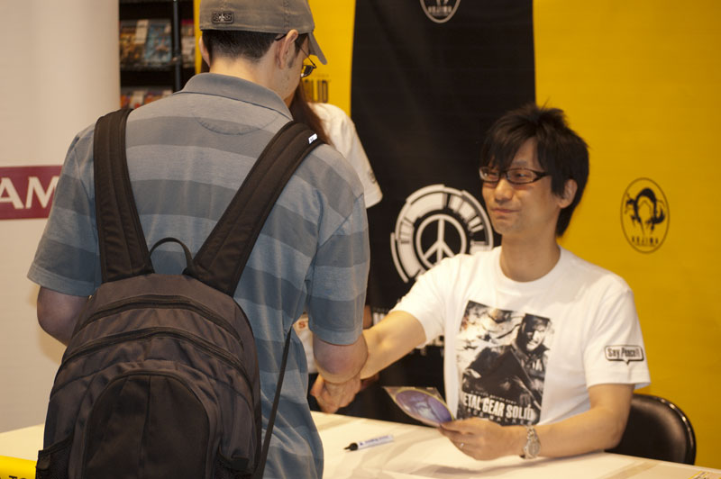 Mecha meets Hideo Kojima